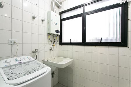 Apartamento à venda com 70m², 3 quartos e 1 vagaÁrea de Serviço