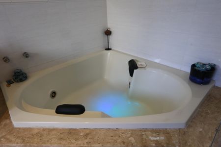 Apartamento à venda com 212m², 3 quartos e 4 vagas Apartamento à venda com 212m², 3 quartos e 4 vagasBanheiro da Suíte 3