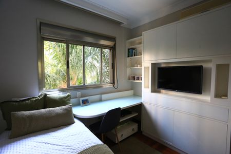 Apartamento à venda com 212m², 3 quartos e 4 vagas Apartamento à venda com 212m², 3 quartos e 4 vagasSuíte 1