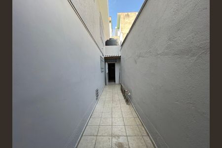 Casa para alugar com 210m², 3 quartos e 2 vagasCorredor Lateral
