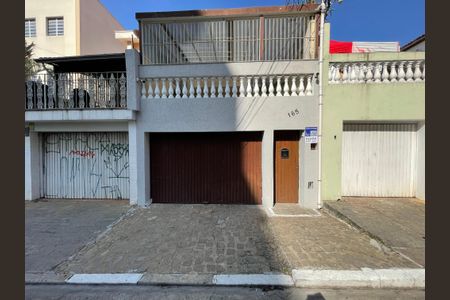 Casa para alugar com 210m², 3 quartos e 2 vagasFachada