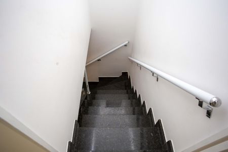 Casa à venda com 500m², 3 quartos e 1 vagaEscada