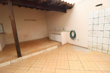 Casa para alugar com 370m², 7 quartos e 8 vagasÁrea de Serviço