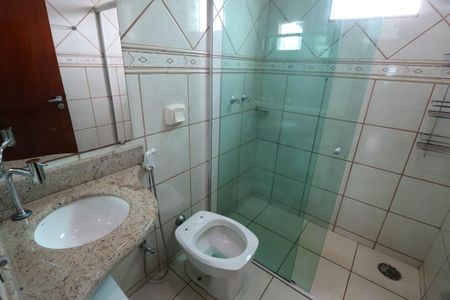 Casa para alugar com 370m², 7 quartos e 8 vagasBanheiro Social 1