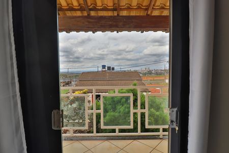 Casa para alugar com 370m², 7 quartos e 8 vagasSacada da Suíte 2