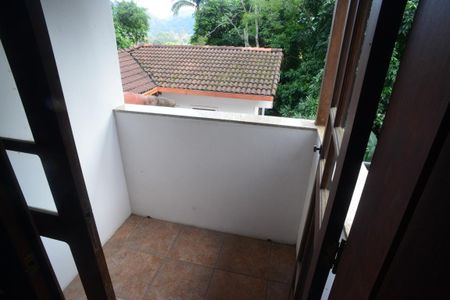 Casa de condomínio para alugar com 587m², 6 quartos e 3 vagas Casa de condomínio para alugar com 587m², 6 quartos e 3 vagasVaranda do Quarto de Serviço 2