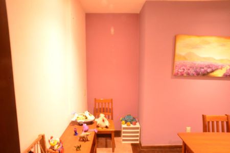 Casa de condomínio para alugar com 587m², 6 quartos e 3 vagas Casa de condomínio para alugar com 587m², 6 quartos e 3 vagasQuarto