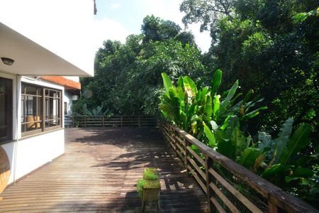 Casa de condomínio para alugar com 587m², 6 quartos e 3 vagas Casa de condomínio para alugar com 587m², 6 quartos e 3 vagasÁrea comum