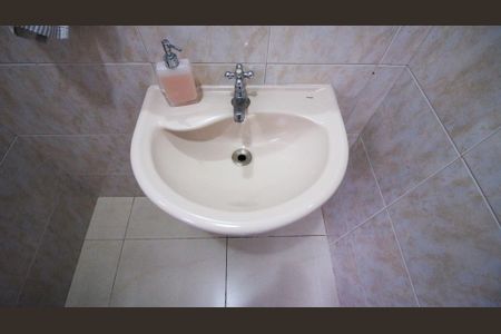 Casa à venda com 218m², 3 quartos e 5 vagasBanheiro de Serviço