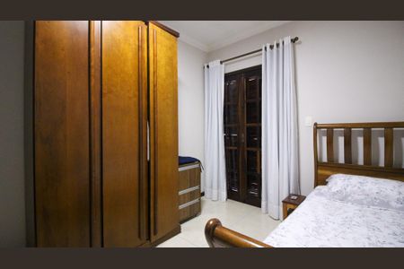 Casa à venda com 218m², 3 quartos e 5 vagasQuarto 1