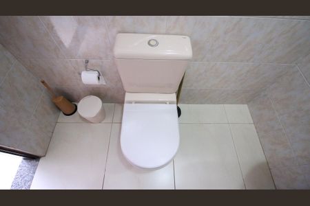 Casa à venda com 218m², 3 quartos e 5 vagasBanheiro de Serviço