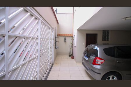 Casa à venda com 218m², 3 quartos e 5 vagasGaragem
