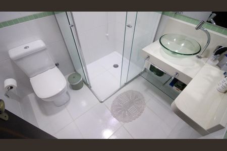 Casa à venda com 218m², 3 quartos e 5 vagasBanheiro