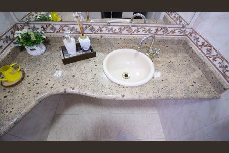 Casa à venda com 218m², 3 quartos e 5 vagasLavabo