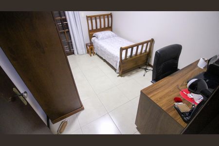 Casa à venda com 218m², 3 quartos e 5 vagasQuarto 1