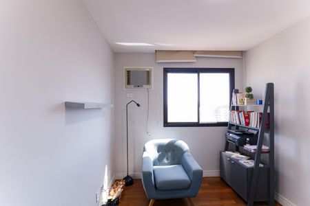 Apartamento à venda com 256m², 4 quartos e 4 vagasQuarto 2