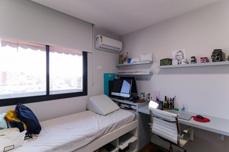 Apartamento à venda com 256m², 4 quartos e 4 vagasQuarto