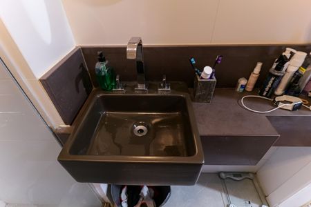 Apartamento à venda com 256m², 4 quartos e 4 vagasBanheiro da Suíte 4