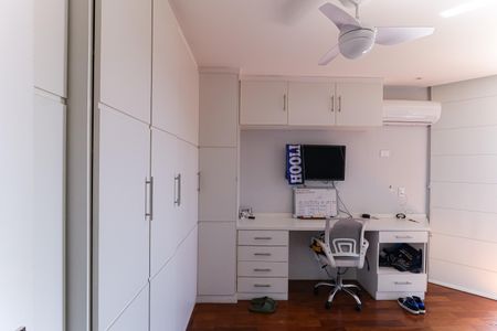 Apartamento à venda com 256m², 4 quartos e 4 vagasSuíte 3