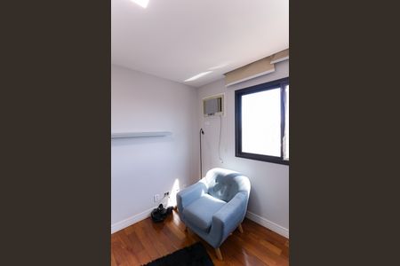 Apartamento à venda com 256m², 4 quartos e 4 vagasQuarto 2