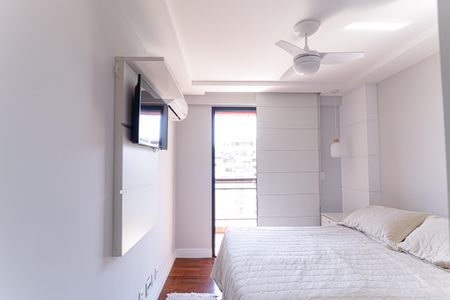 Apartamento à venda com 256m², 4 quartos e 4 vagasSuíte 4