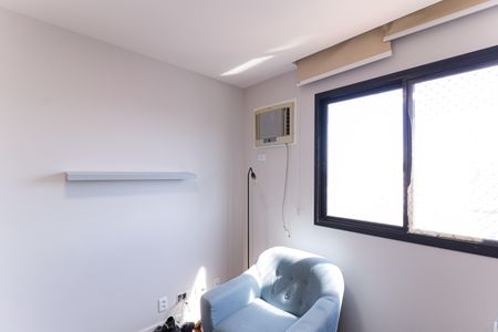 Apartamento à venda com 256m², 4 quartos e 4 vagasQuarto 2