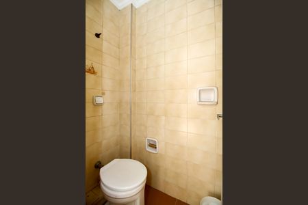 Apartamento à venda com 80m², 2 quartos e 2 vagasBanheiro de Serviço