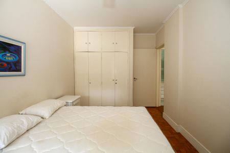 Apartamento à venda com 80m², 2 quartos e 2 vagasQuarto 2