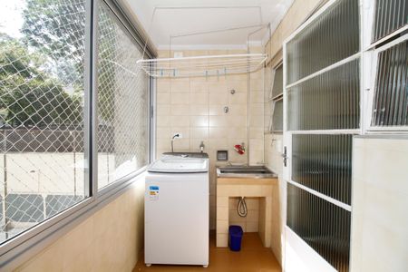 Apartamento à venda com 80m², 2 quartos e 2 vagasÁrea de Serviço