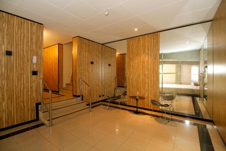 Apartamento à venda com 80m², 2 quartos e 2 vagasHall Social