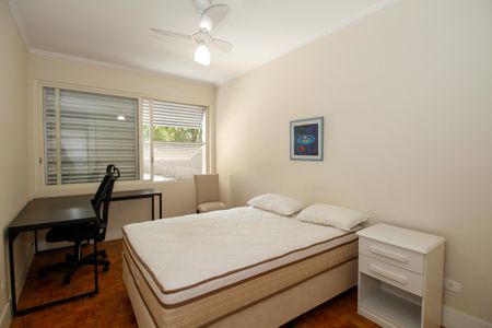 Apartamento à venda com 80m², 2 quartos e 2 vagasQuarto 2