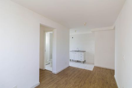 Sala de apartamento para alugar com 2 quartos, 41m² em Jardim Helian, São Paulo