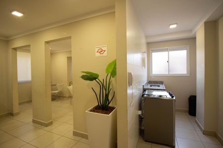 Apartamento para alugar com 41m², 2 quartos e sem vaga Apartamento para alugar com 41m², 2 quartos e sem vagaÁrea comum - Salão de festas