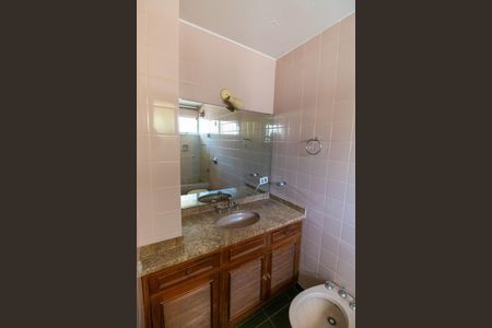 Apartamento à venda com 130m², 3 quartos e 1 vagaBanheiro da Suíte