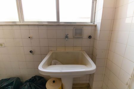 Apartamento à venda com 130m², 3 quartos e 1 vagaÁrea de Serviço