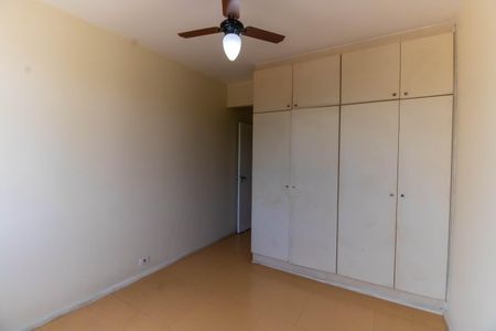 Apartamento à venda com 130m², 3 quartos e 1 vagaQuarto 2