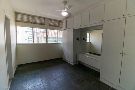 Apartamento à venda com 130m², 3 quartos e 1 vagaSuíte
