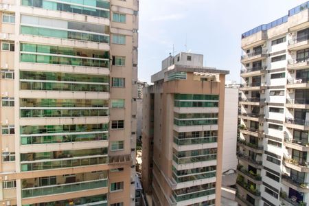 Vista do Quarto 1 de apartamento à venda com 3 quartos, 130m² em Icaraí, Niterói