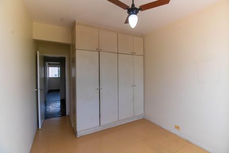 Apartamento à venda com 130m², 3 quartos e 1 vagaQuarto 2