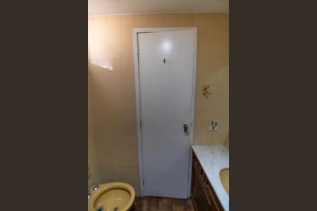 Apartamento à venda com 130m², 3 quartos e 1 vagaBanheiro Social