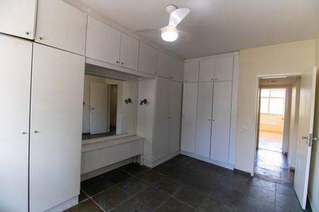 Apartamento à venda com 130m², 3 quartos e 1 vagaSuíte