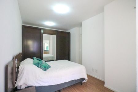 Apartamento à venda com 60m², 2 quartos e 1 vagaSuíte
