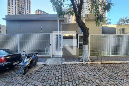 Casa de condomínio à venda com 85m², 3 quartos e 2 vagas