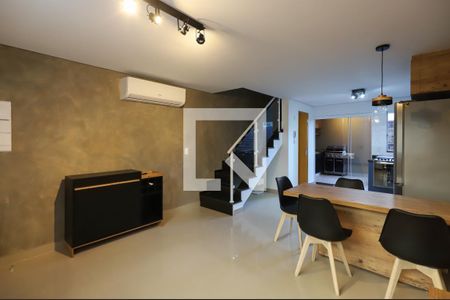 Casa de Condomínio à venda com 3 quartos, 85m² em Santo Amaro, São Paulo