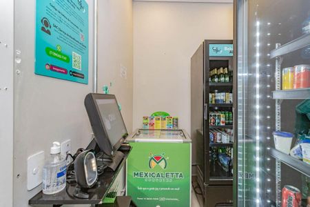 Apartamento à venda com 33m², 1 quarto e sem vagaMercado