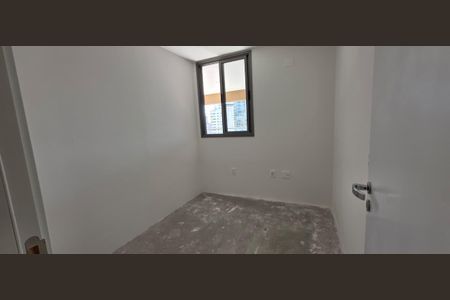 Apartamento à venda com 143m², 4 quartos e 2 vagasQuarto 3