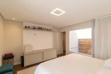 Casa de condomínio à venda com 320m², 4 quartos e 4 vagasSuíte 1