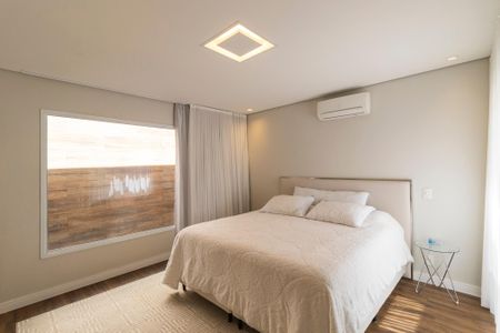 Casa de condomínio à venda com 320m², 4 quartos e 4 vagasSuíte 1