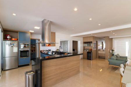 Casa de condomínio à venda com 320m², 4 quartos e 4 vagasCozinha