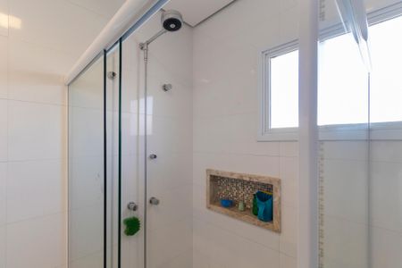 Casa de condomínio à venda com 320m², 4 quartos e 4 vagasBanheiro da suíte 3